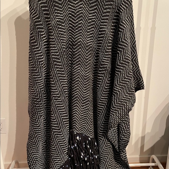 NEW Ulla Johnson poncho - Picture 3 of 7